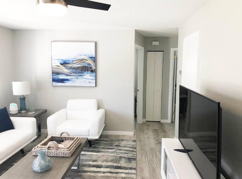 Modern Apartment - 2 Of 4 蓬塔戈尔达 外观 照片